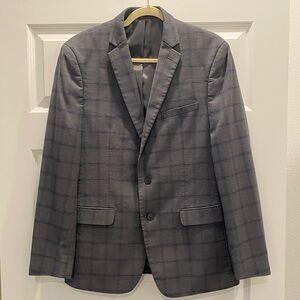 Van Heusen Men’s Grey and Black Plaid Suit Jacket Size 42R